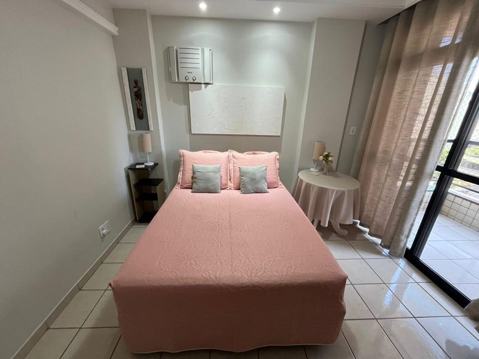 Bed, Balcony/Terrace, Photo of the whole room, Bedroom, internet, air conditioner