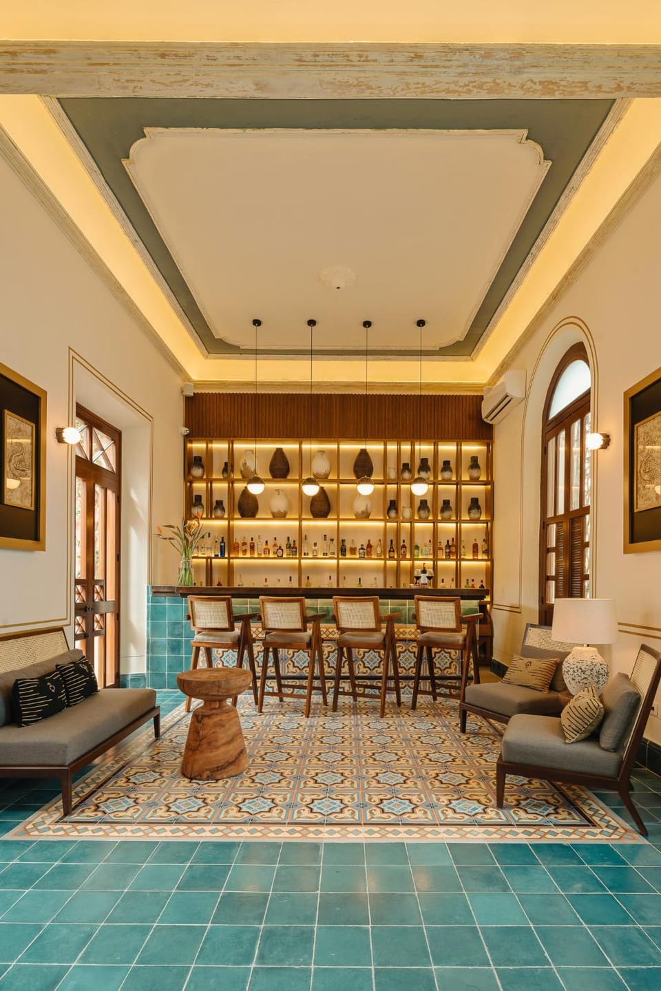 Lounge or bar