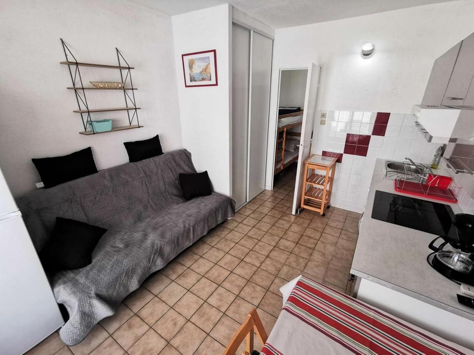 Résidence Hawai 1 - VILLA T1 CAB 4 couchages PORT LEUCATE MAE-1274 Apartment in Leucate