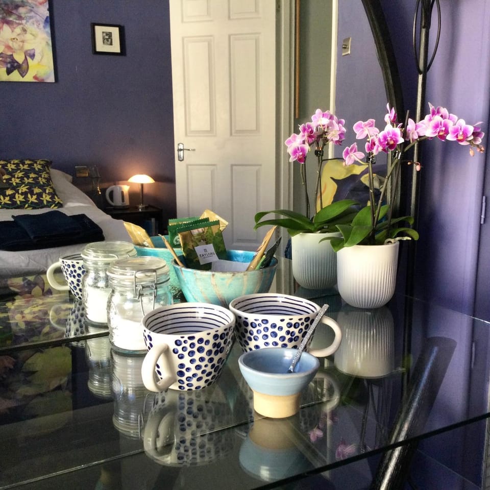 Property building, Coffee/tea facilities