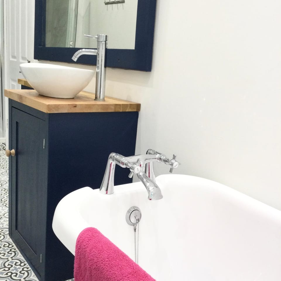 Bathroom, Bath