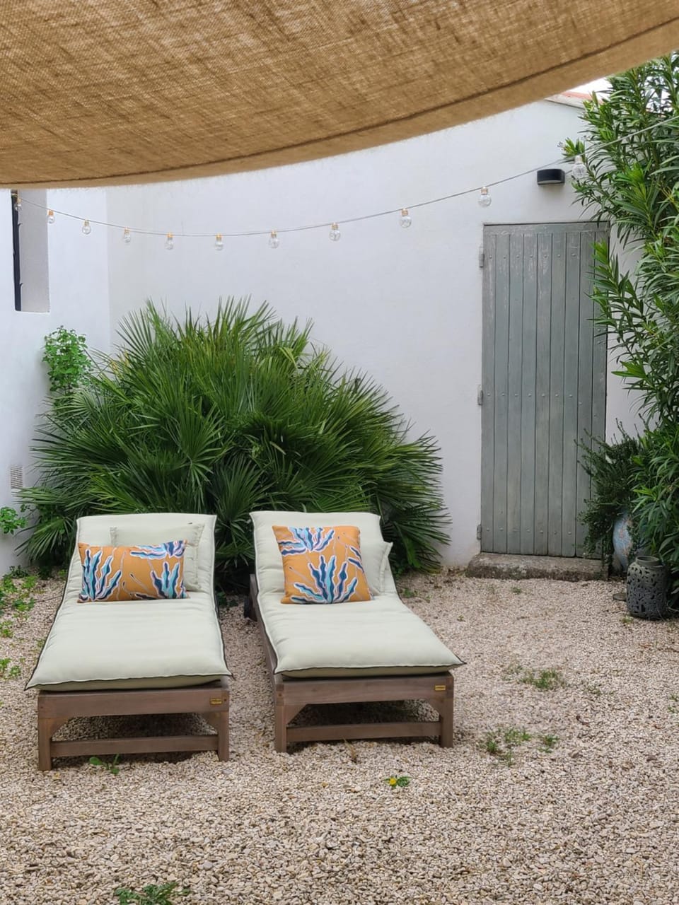 Saskia's loft Mazan -Studio cosy au calme proche du Ventoux House in Mazan