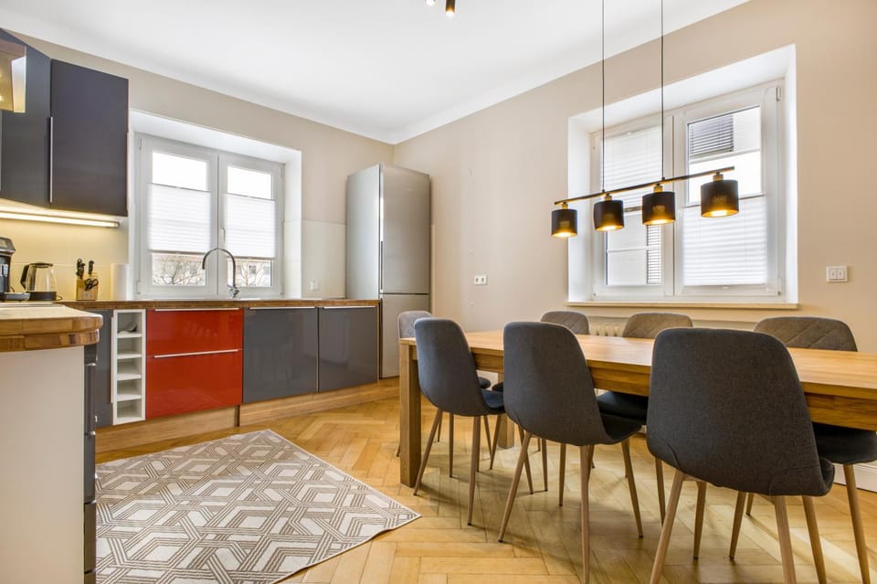 Kitchen or kitchenette, Dining area, stove, kitchen