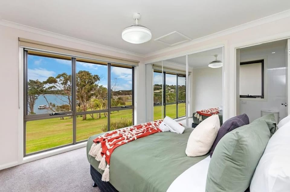 Hopkins View Holiday Home Apartment in Warrnambool