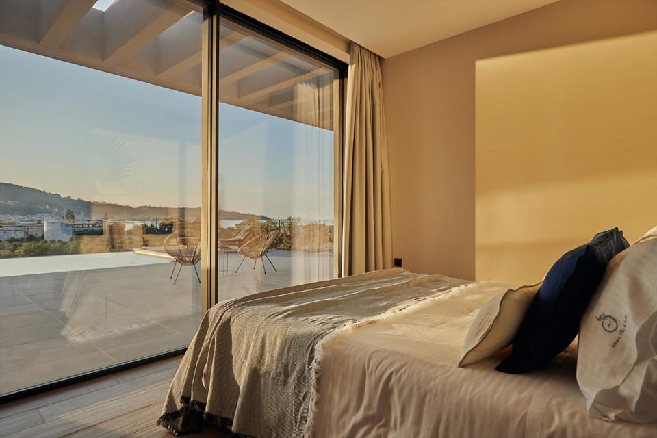 Bed, Natural landscape, Bedroom, Mountain view