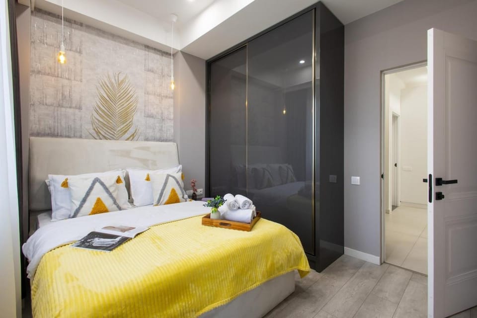 Bed, Bedroom, wardrobe