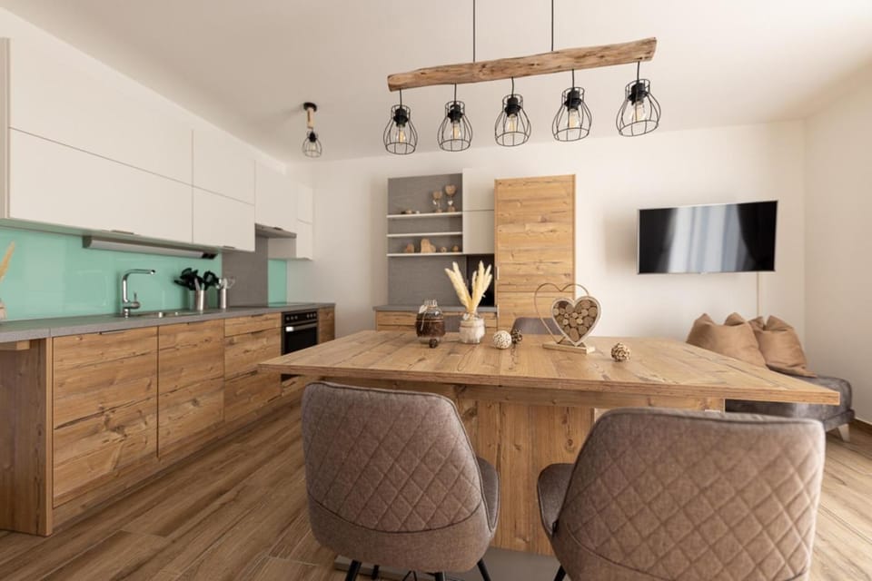 Kitchen or kitchenette, kitchen