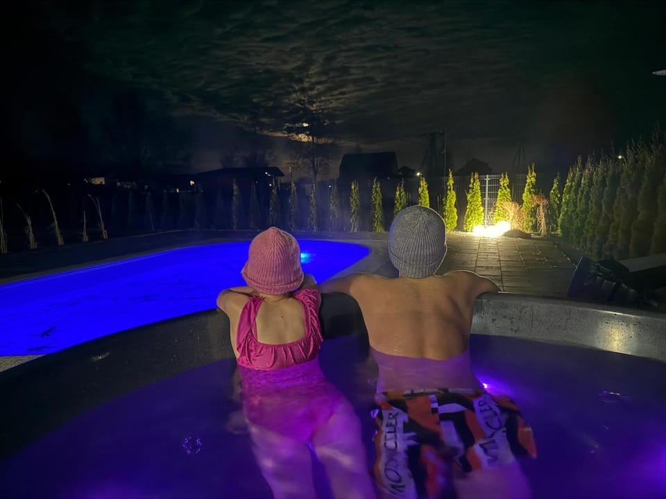 Słońce i Woda Domki Całoroczne, Podgrzewany Basen, Balia z jacuzzi, Klimatyzacja, Bezpłatny Parking Apartment in Leba