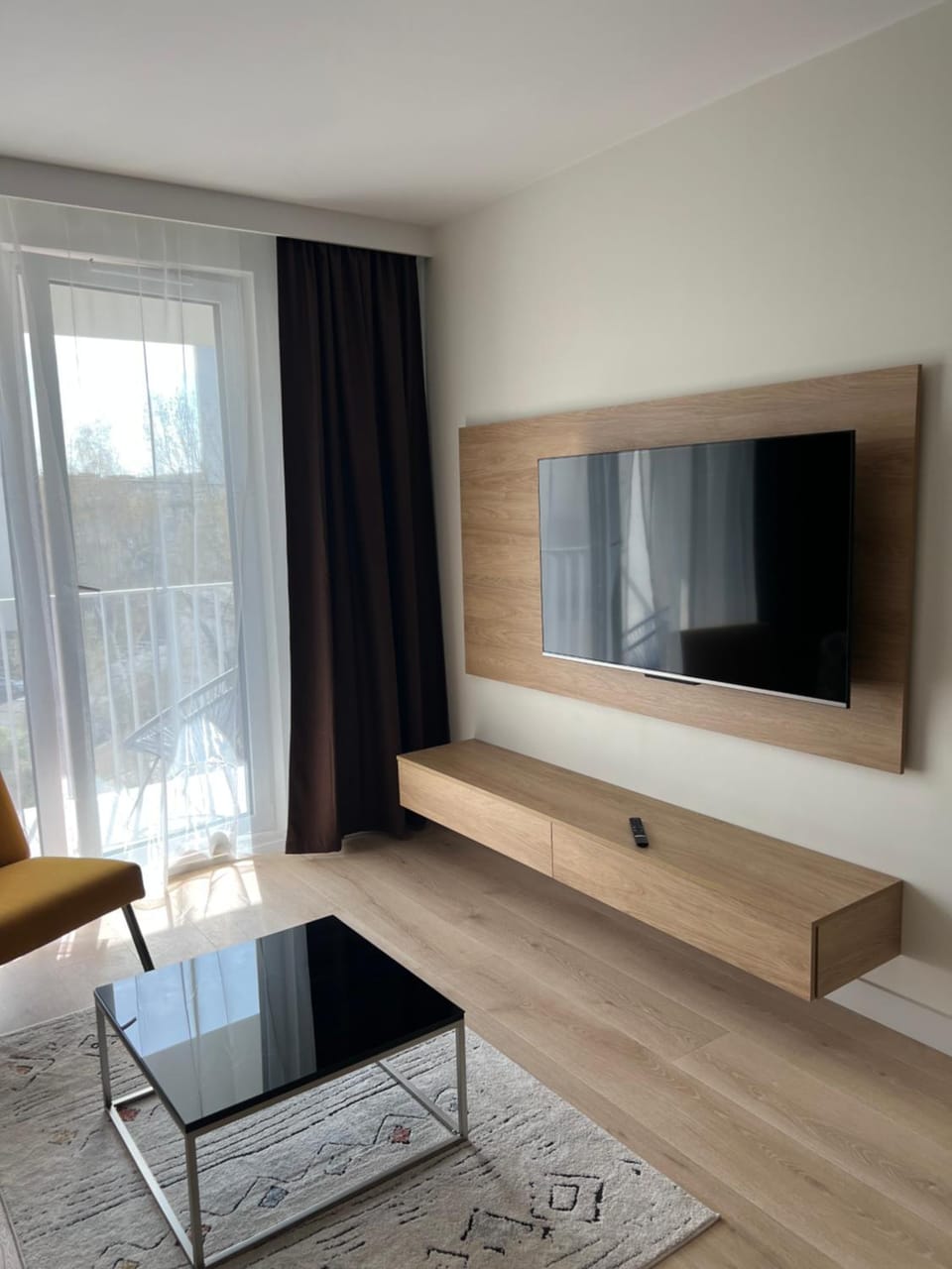 Communal lounge/ TV room, TV and multimedia, Living room