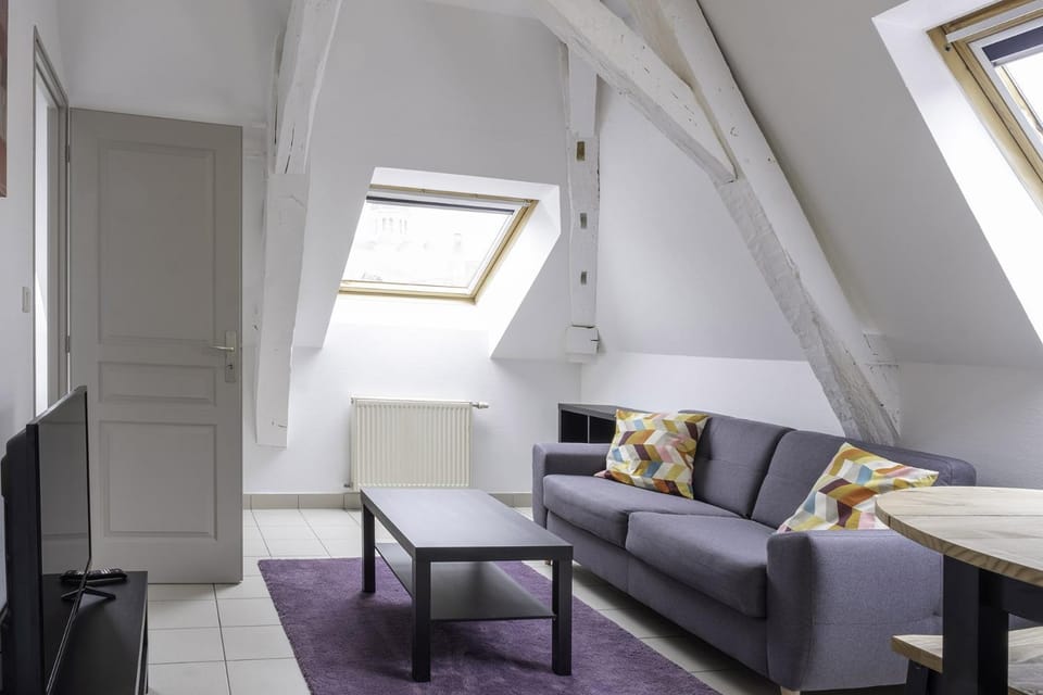 Communal lounge/ TV room, Living room