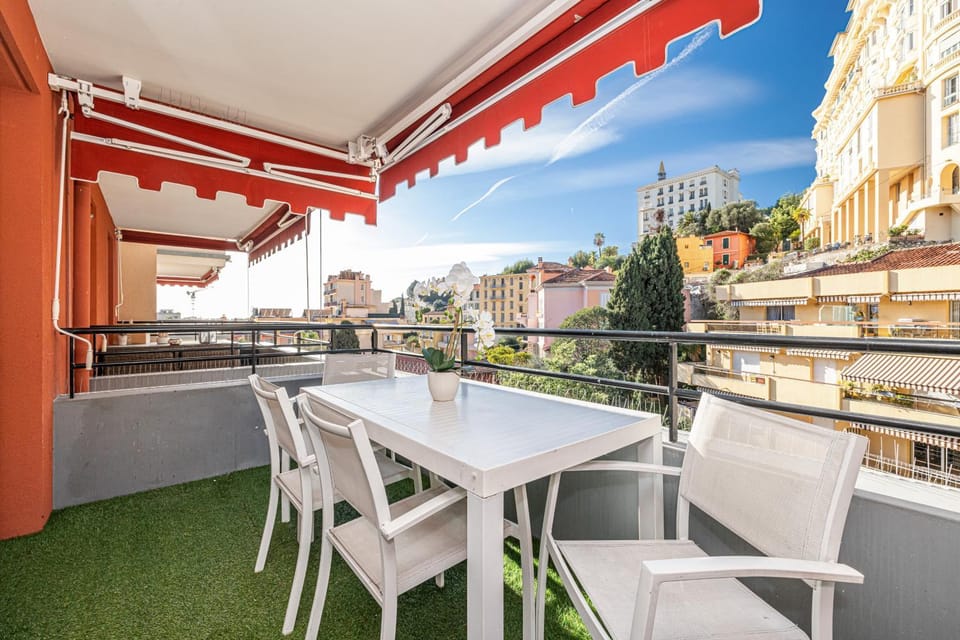 View (from property/room), Balcony/Terrace, Balcony/Terrace, Dining area