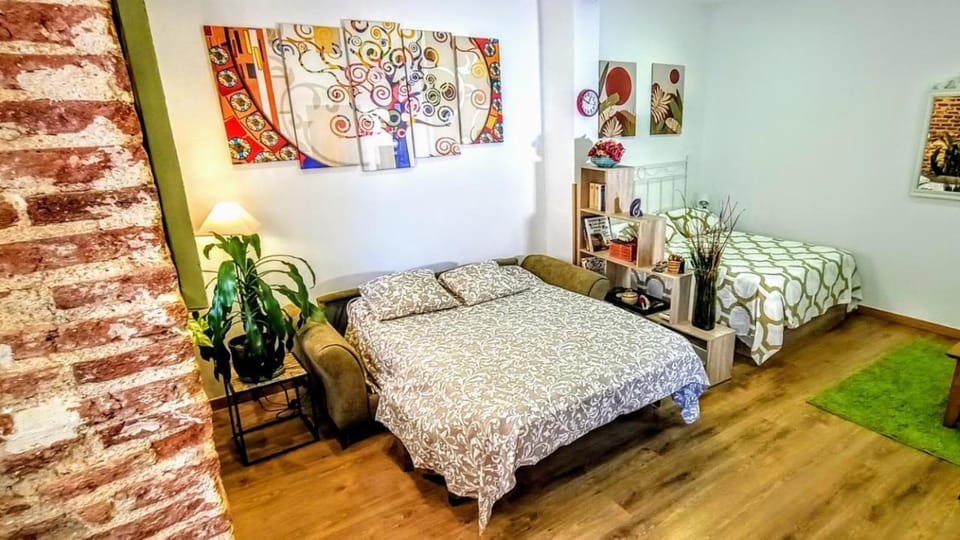 Living room, Photo of the whole room, Bedroom