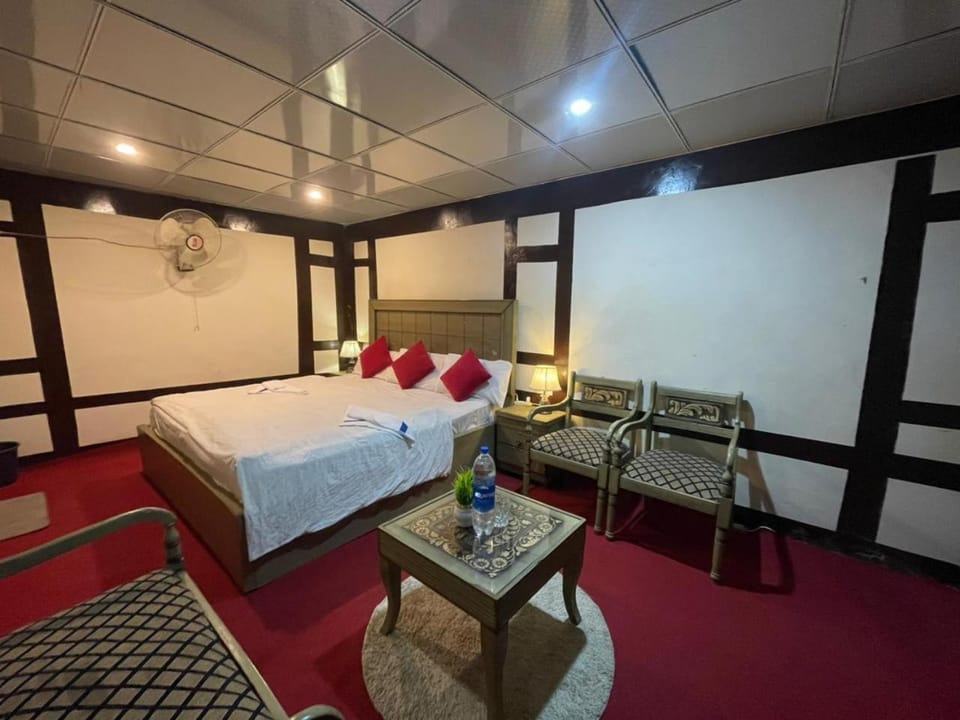 Ringachan Guest House & Restaurant Hotel in Pakistan