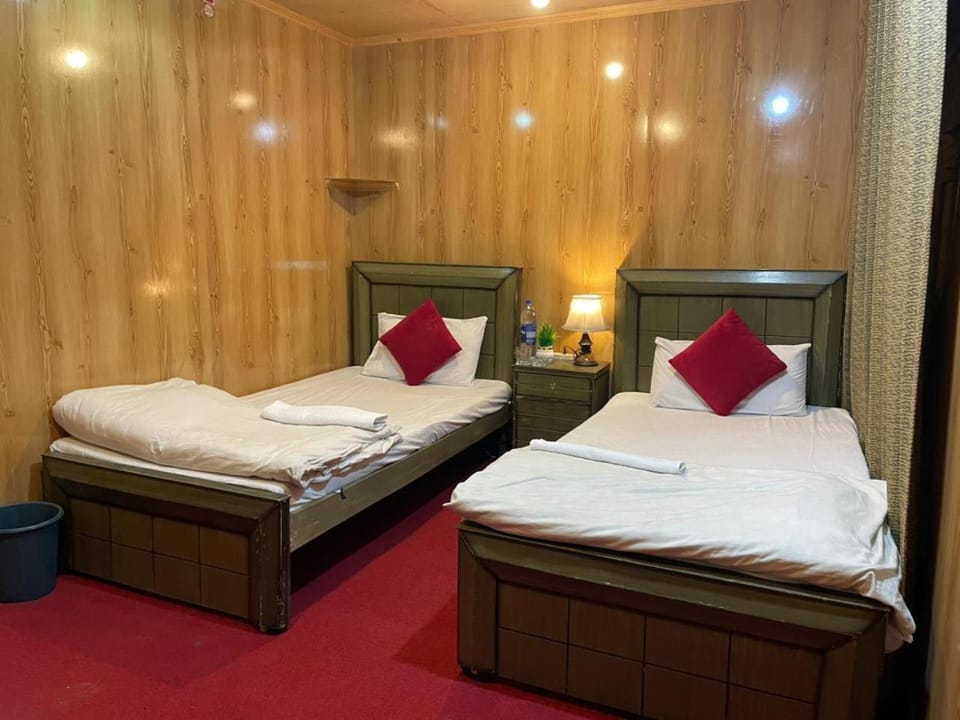 Ringachan Guest House & Restaurant Hotel in Pakistan