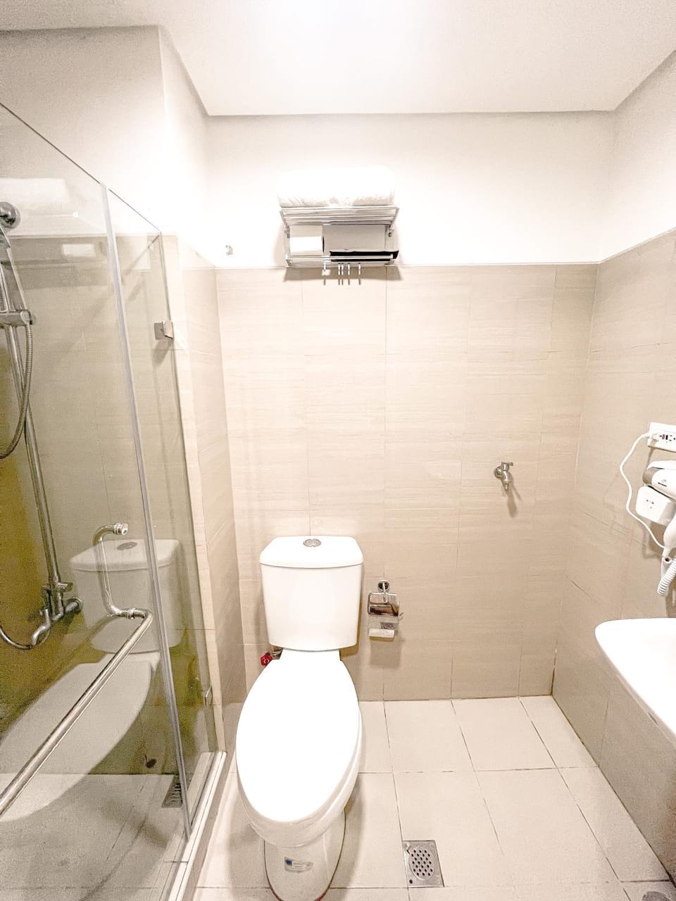 Sabina's one bedroom condo at Shore tower C Apartment in Pasay
