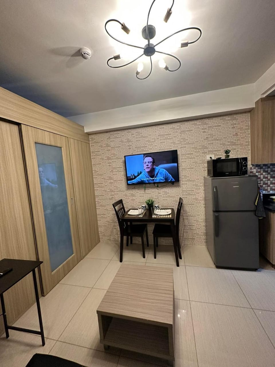Sabina's one bedroom condo at Shore tower C Apartment in Pasay