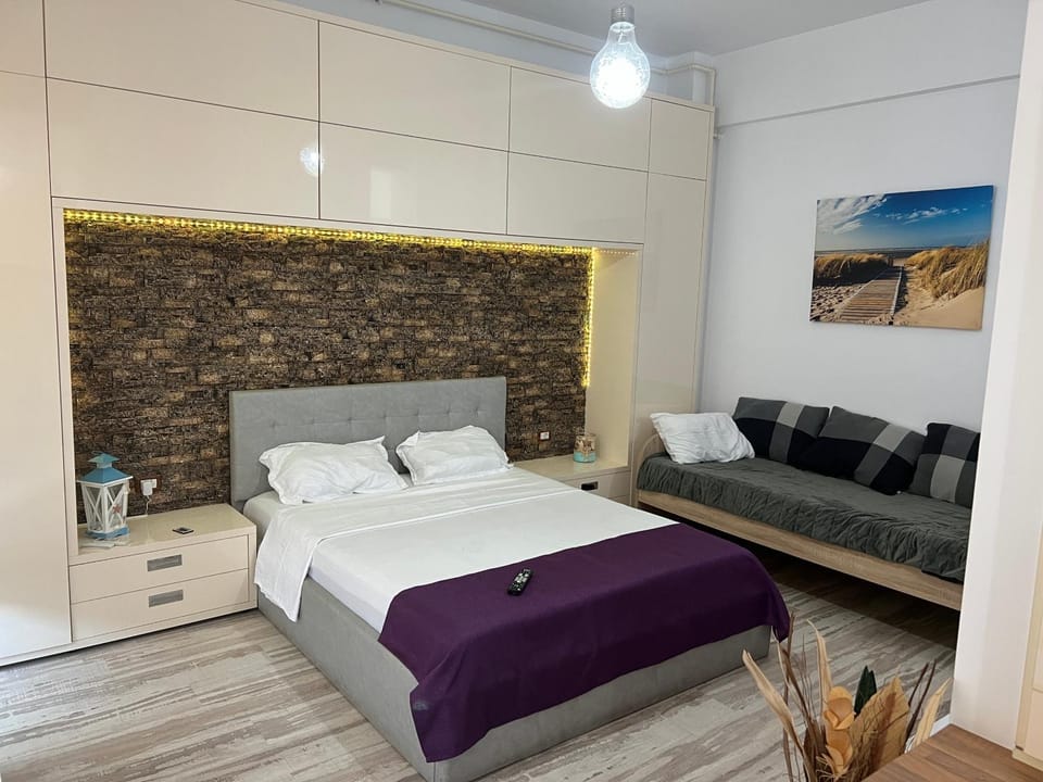 Lakeside Studio Mamaia Central Apartment in Constanta