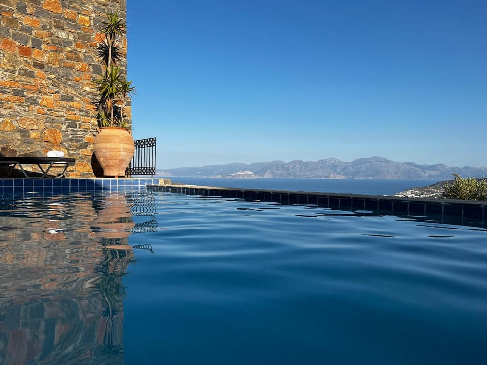 Sea view, Swimming pool