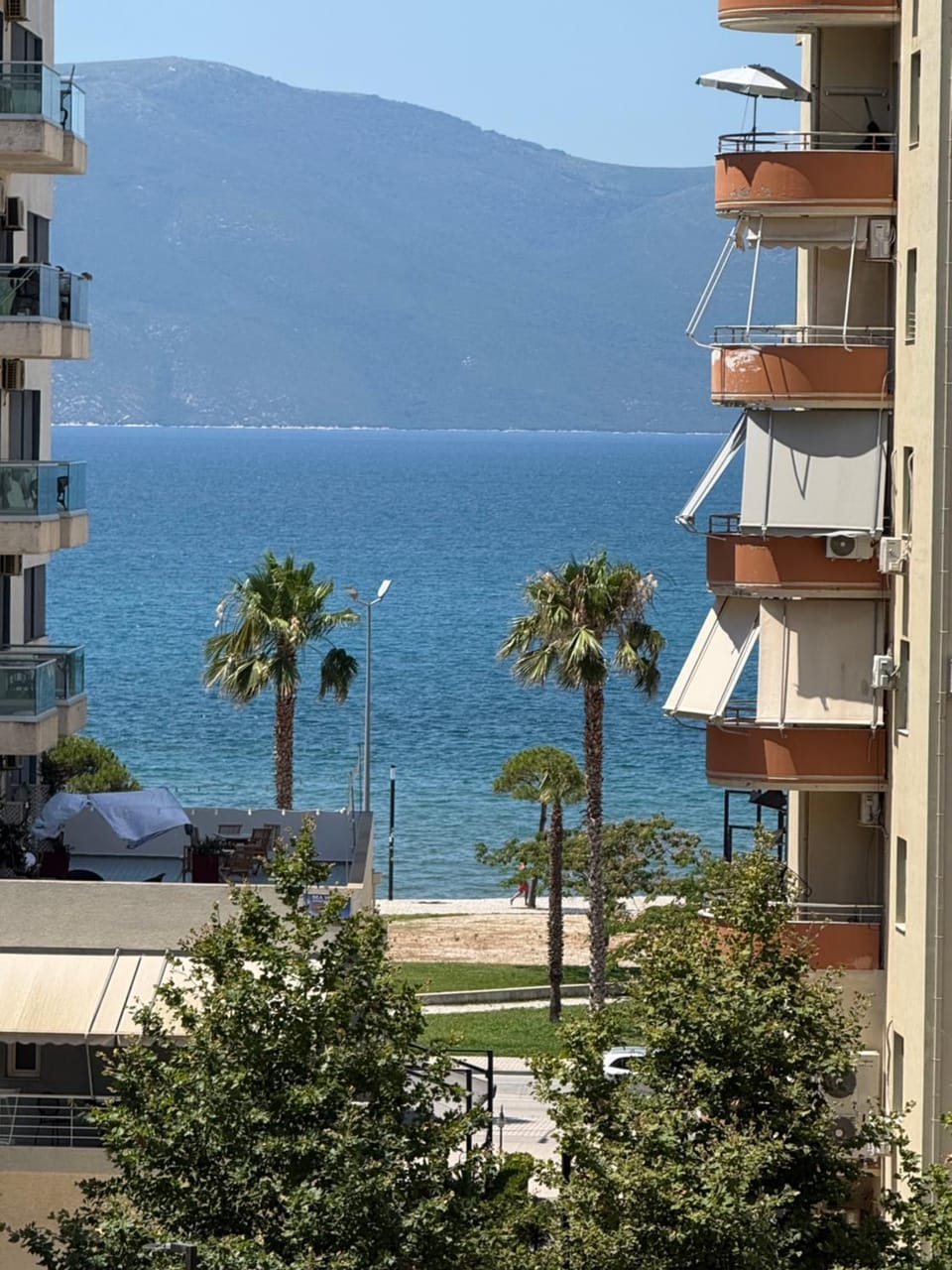 Lungomare Beach Apartments Apartment in Vlorë