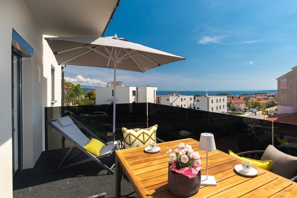 Balcony/Terrace, City view, Sea view
