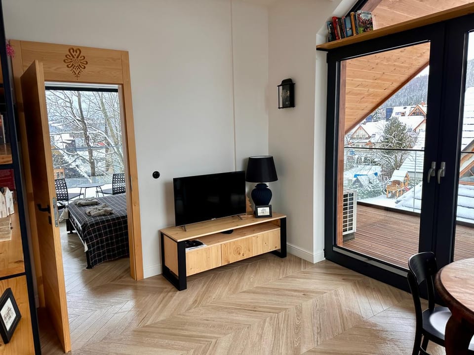 Zakopane ANTAŁÓWKA RESIDENCE 22- APARTAMENT z widokiem na Tatry Apartment in Zakopane