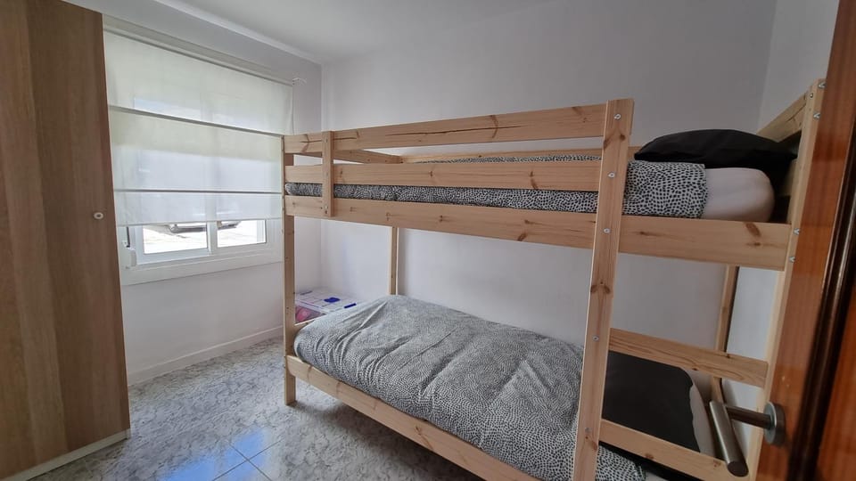 bunk bed