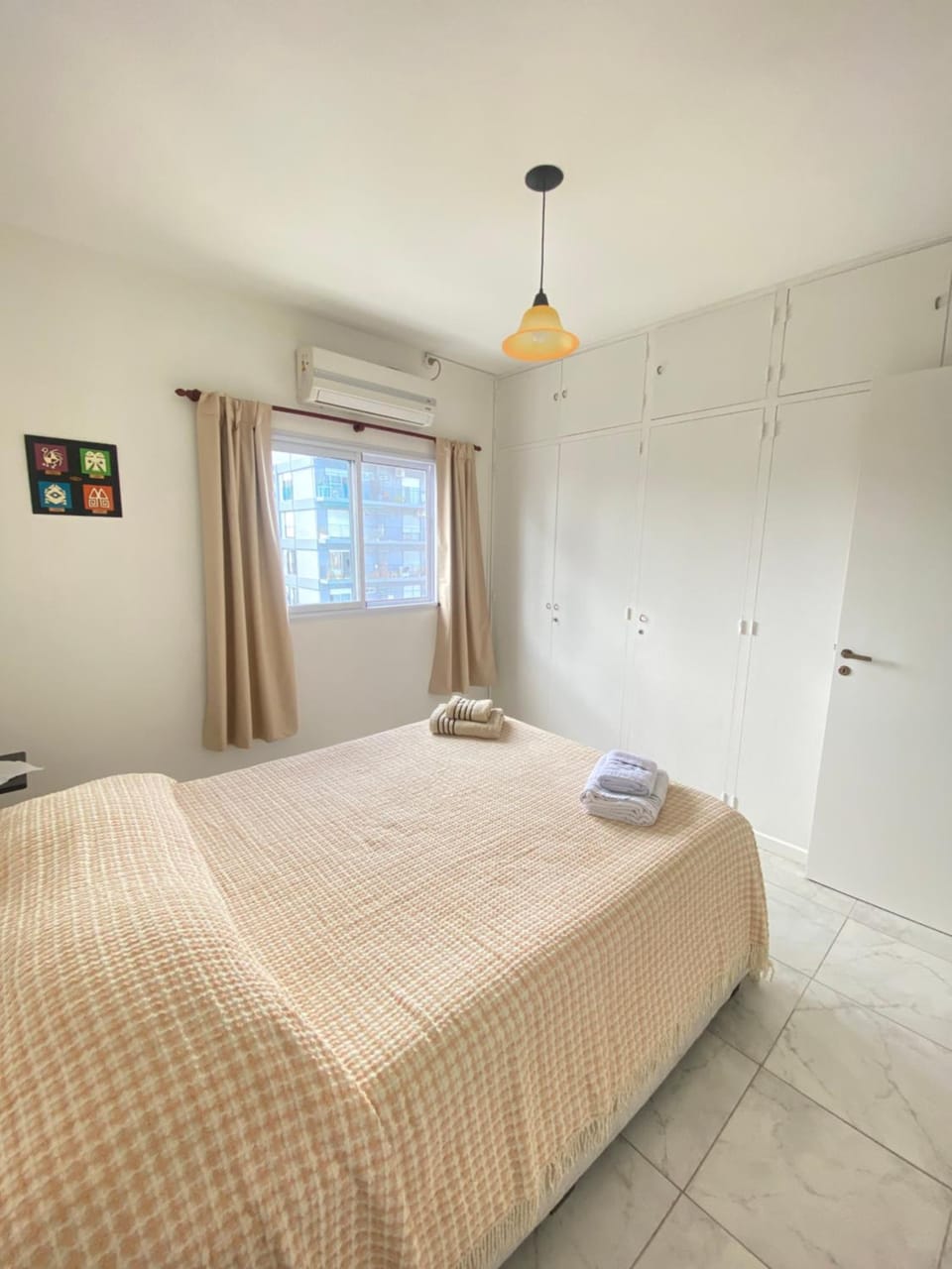 Bed, Photo of the whole room, Bedroom, City view, towels, wardrobe, air conditioner