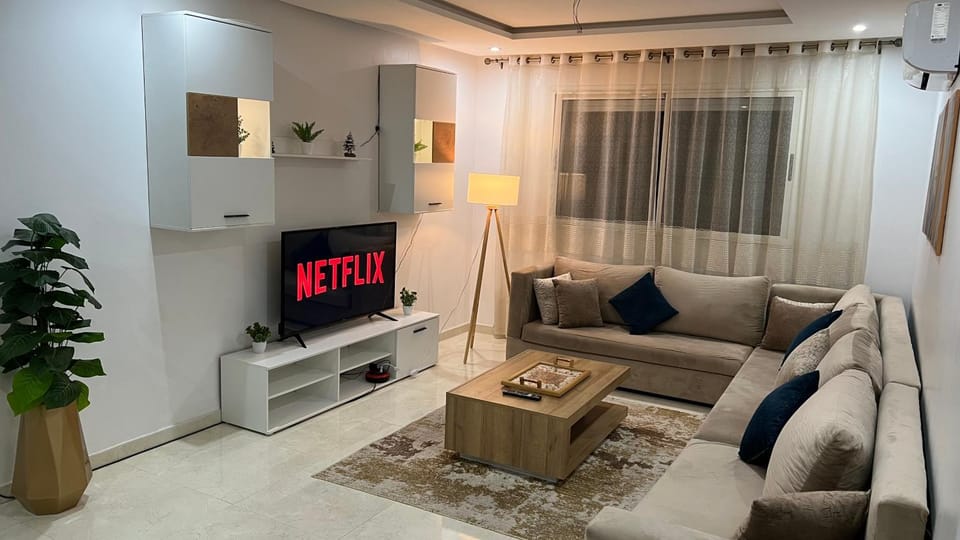 Communal lounge/ TV room, TV and multimedia, Living room