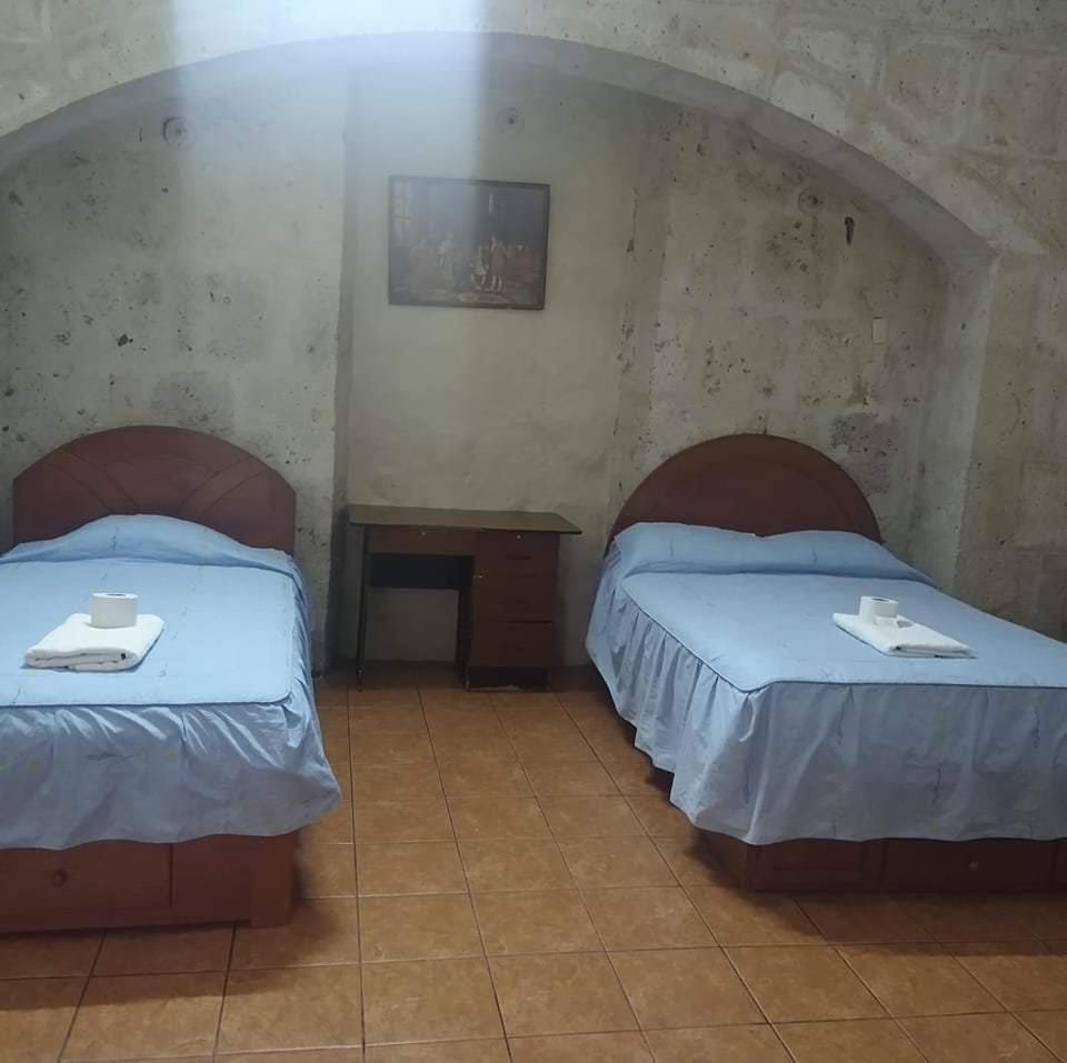 Hostal Flores Bed and Breakfast in Arequipa