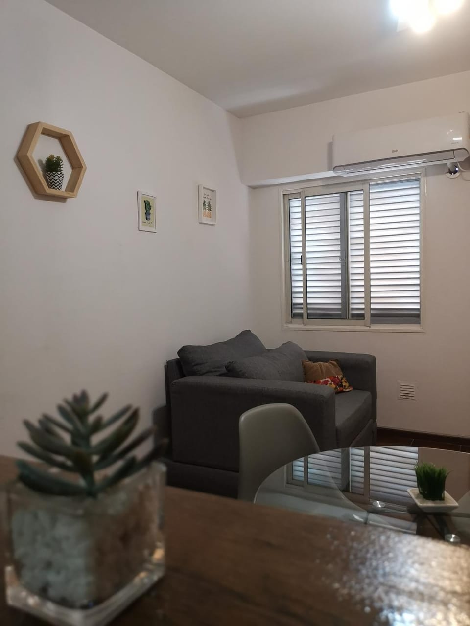 Departamento céntrico a media cuadra de Av San Martín - Ubicación privilegiada Apartment in Mendoza