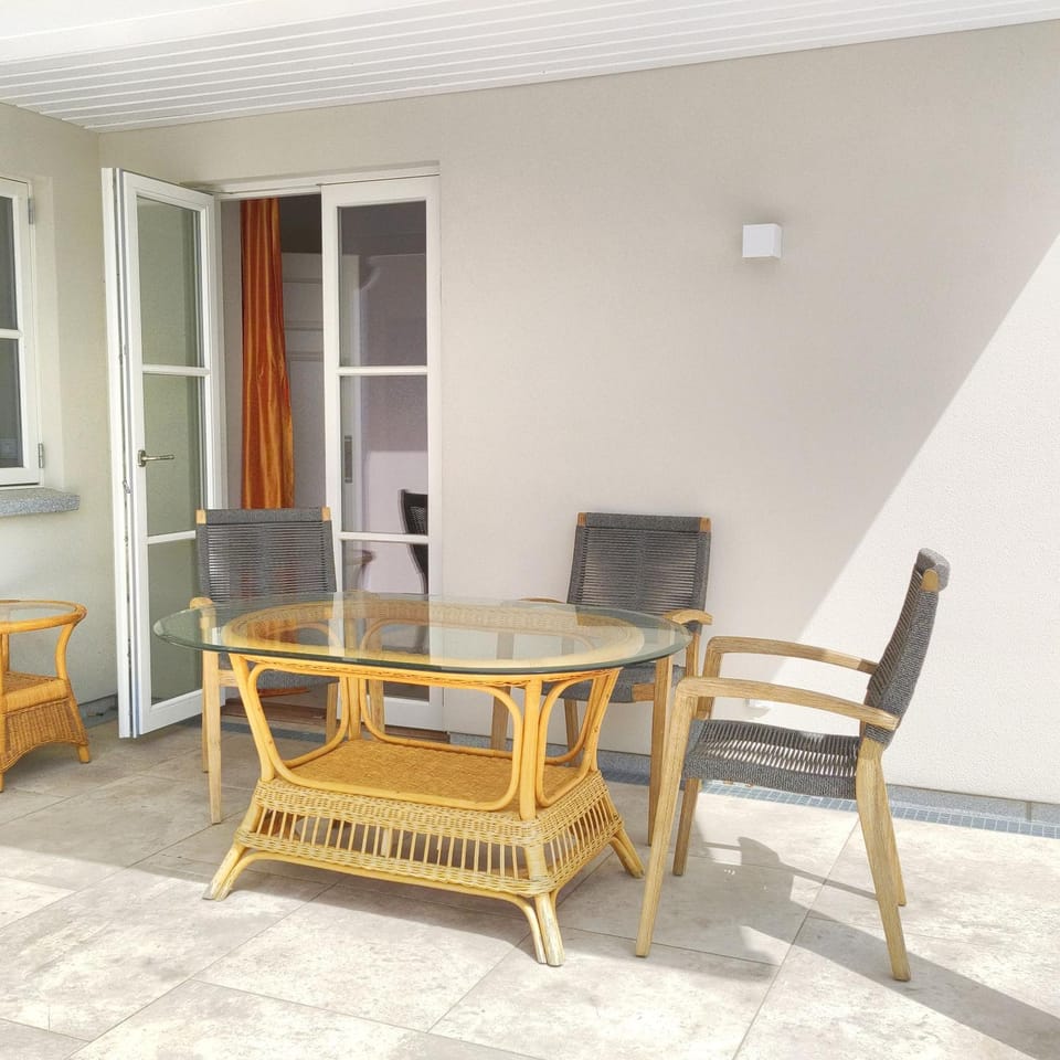 Balcony/Terrace, Seating area