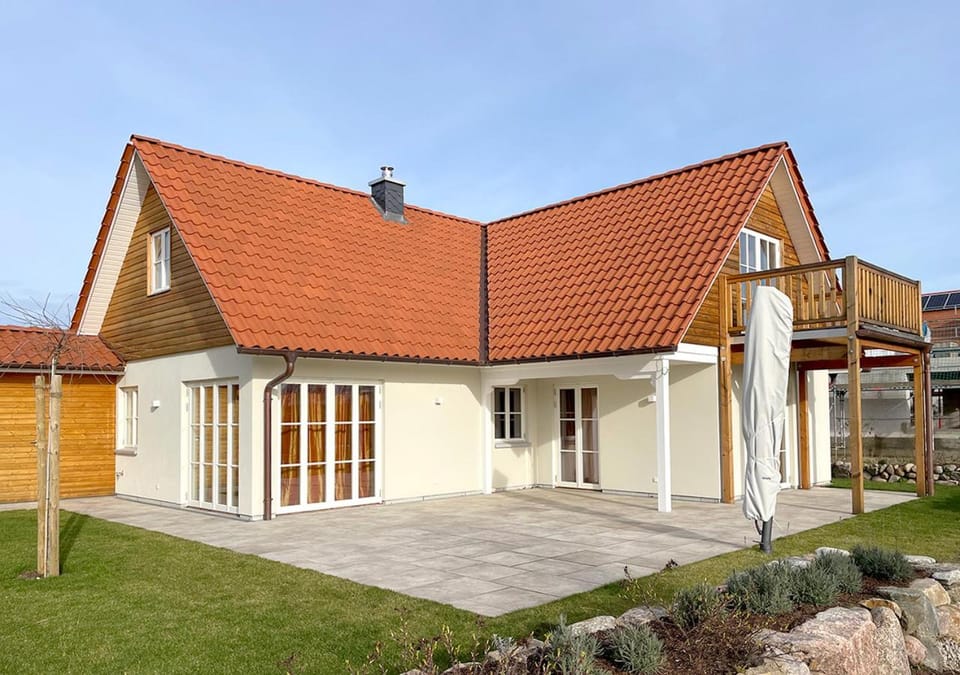 Property building, Property building, Balcony/Terrace