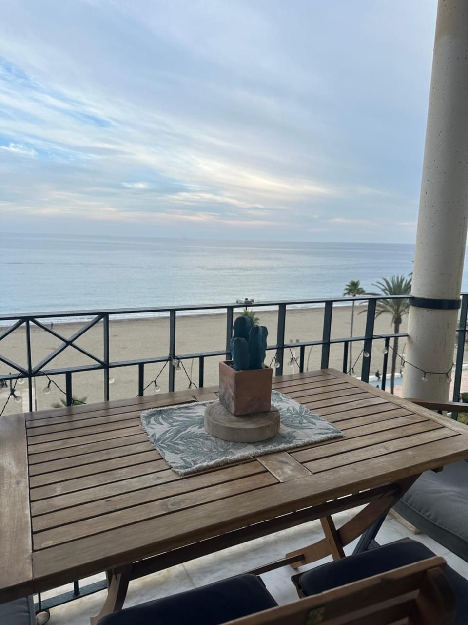 Pepe Beach Vista al Mar Apartment Estepona Apartment in Estepona