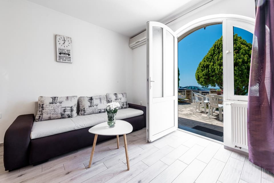 Village apartments Mimi Apartment in Dubrovnik-Neretva County