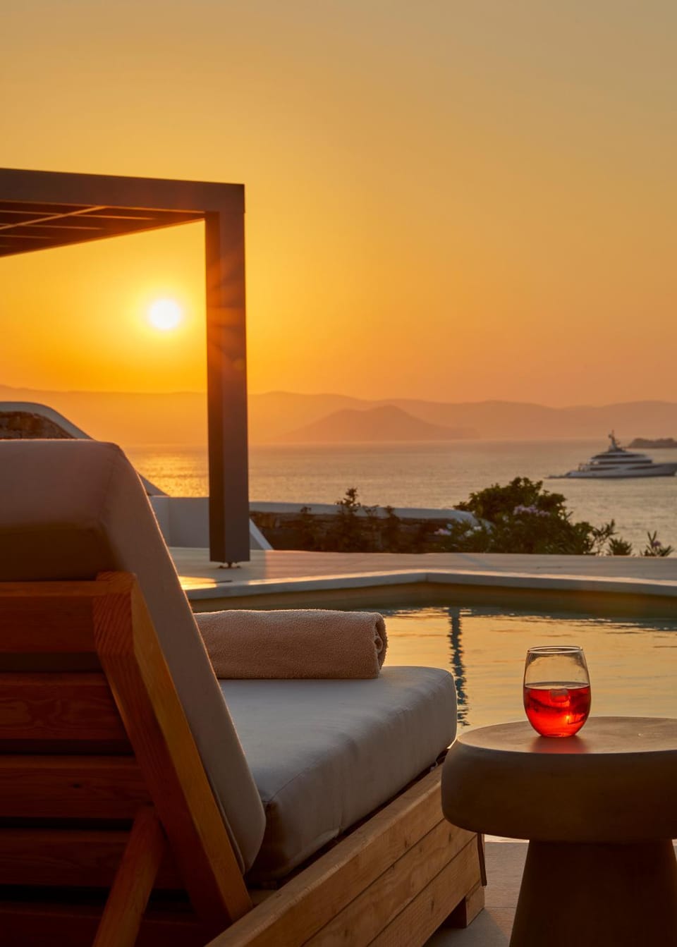 Pool view, Sea view, Sunset, sunbed