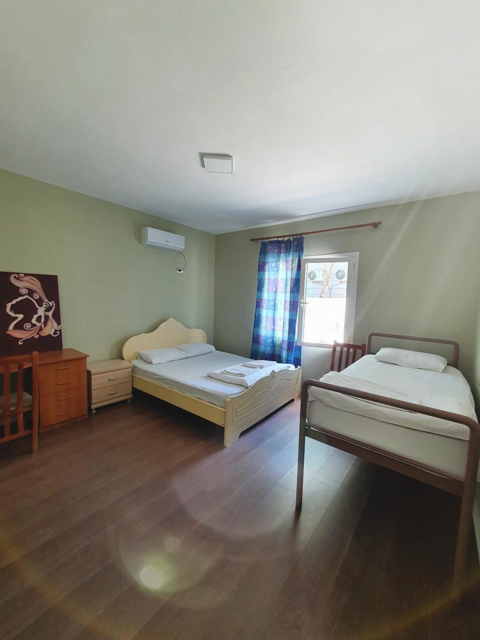 Bed, Photo of the whole room, Bedroom, towels, air conditioner