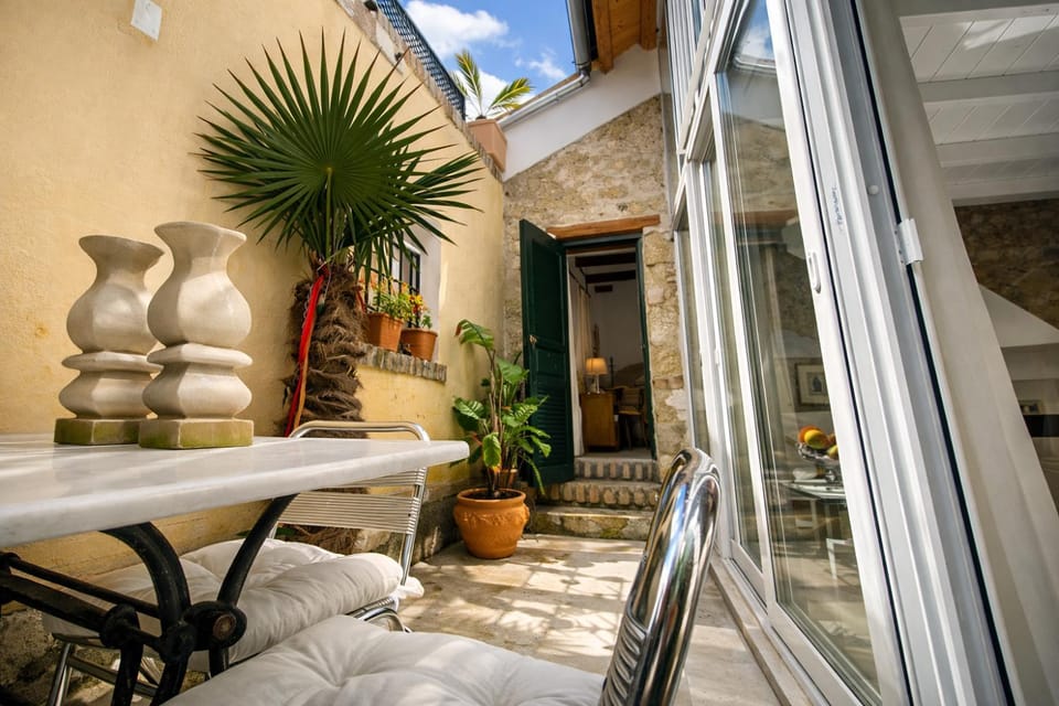 Patio, Day