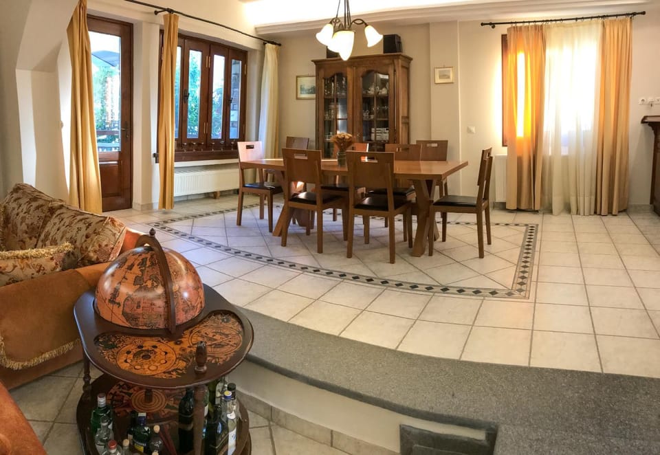 Mountain Breeze Sanctuary House in Magnesia Prefecture, Greece