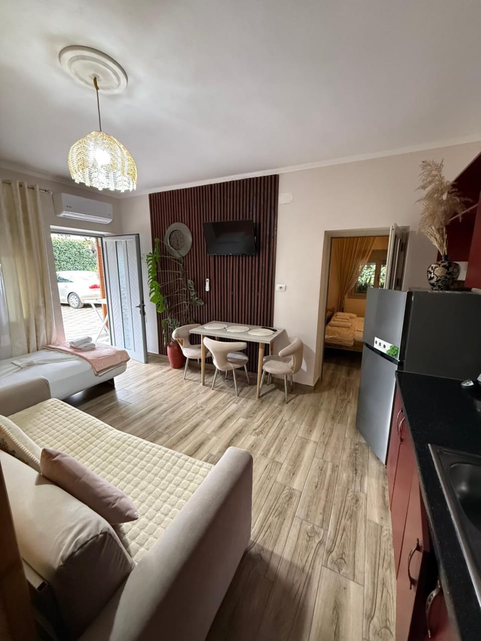 villa Heljos apartaments Bed and Breakfast in Vlorë