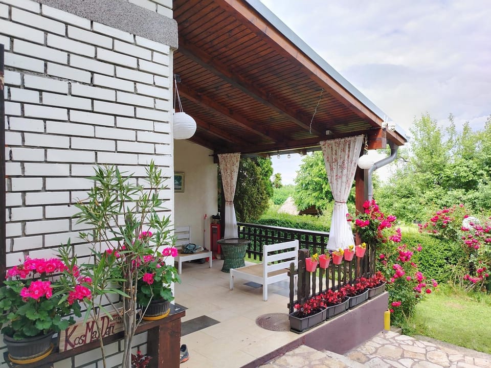 KosMaj Dan Belgrade, Sopot Apartment in Serbia