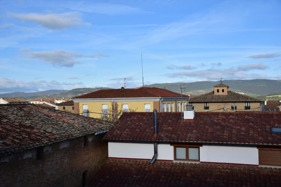 Day, Neighbourhood, Natural landscape, View (from property/room), City view, Mountain view