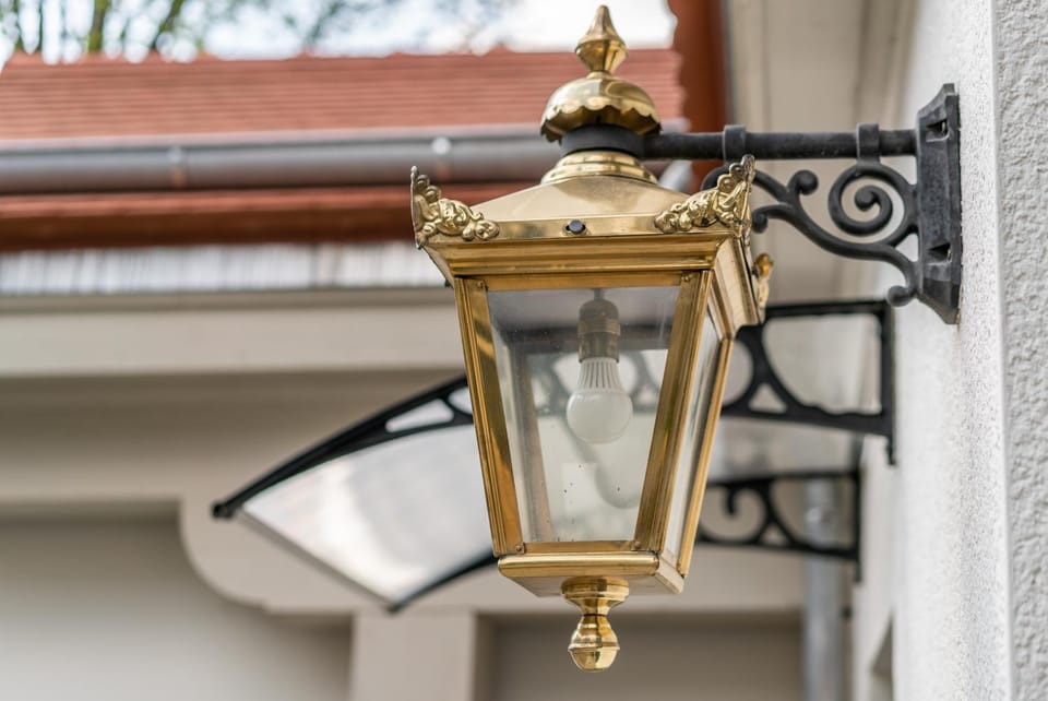 Property building, Decorative detail
