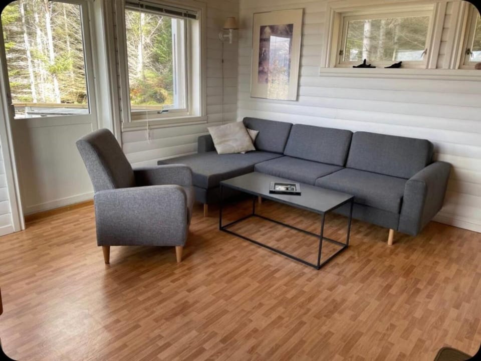 View (from property/room), Living room, Seating area