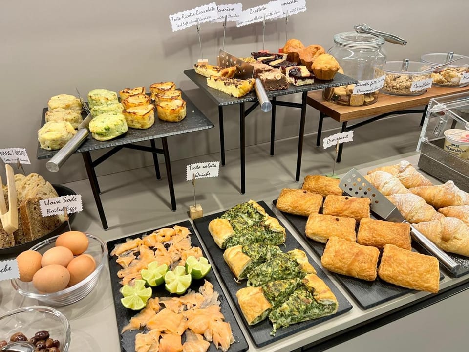 Food and drinks, Food, Buffet breakfast
