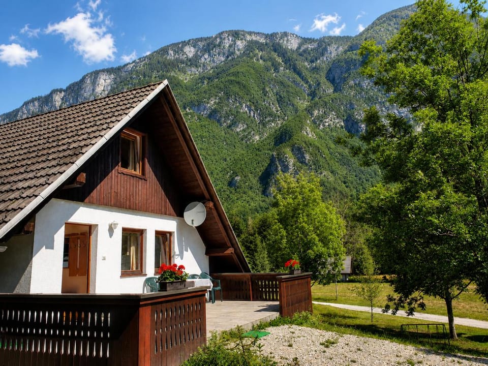 Property building, Mountain view