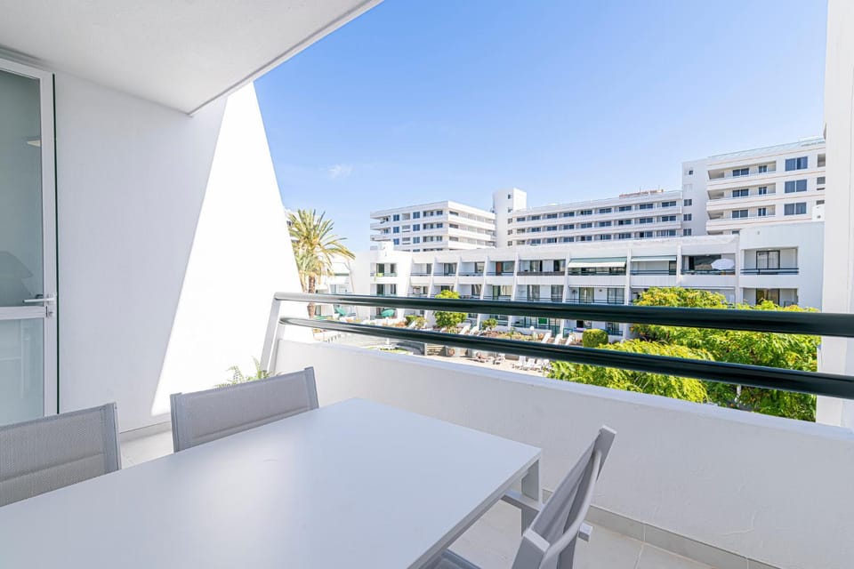 Balcony/Terrace, Pool view