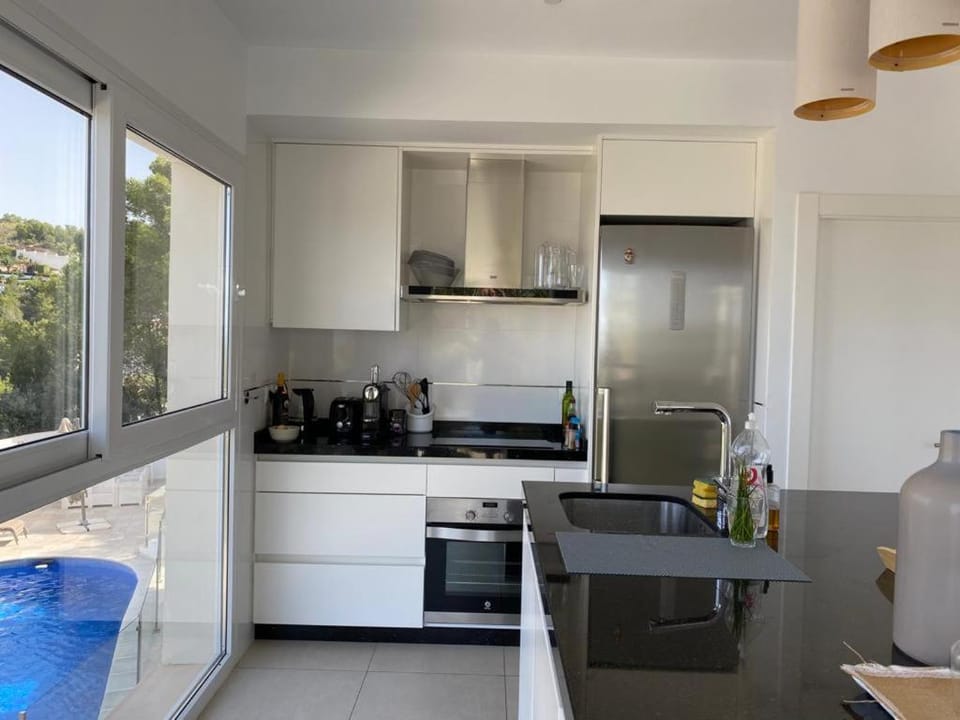 Half of the luxury villa with sea view and pool in natural park Villa in Costa Tropical