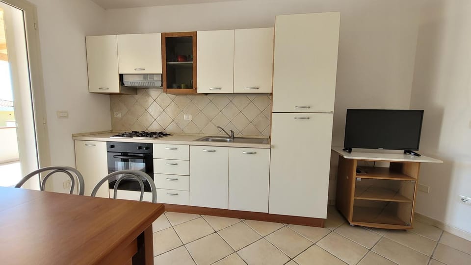 TV and multimedia, Kitchen or kitchenette, Dining area