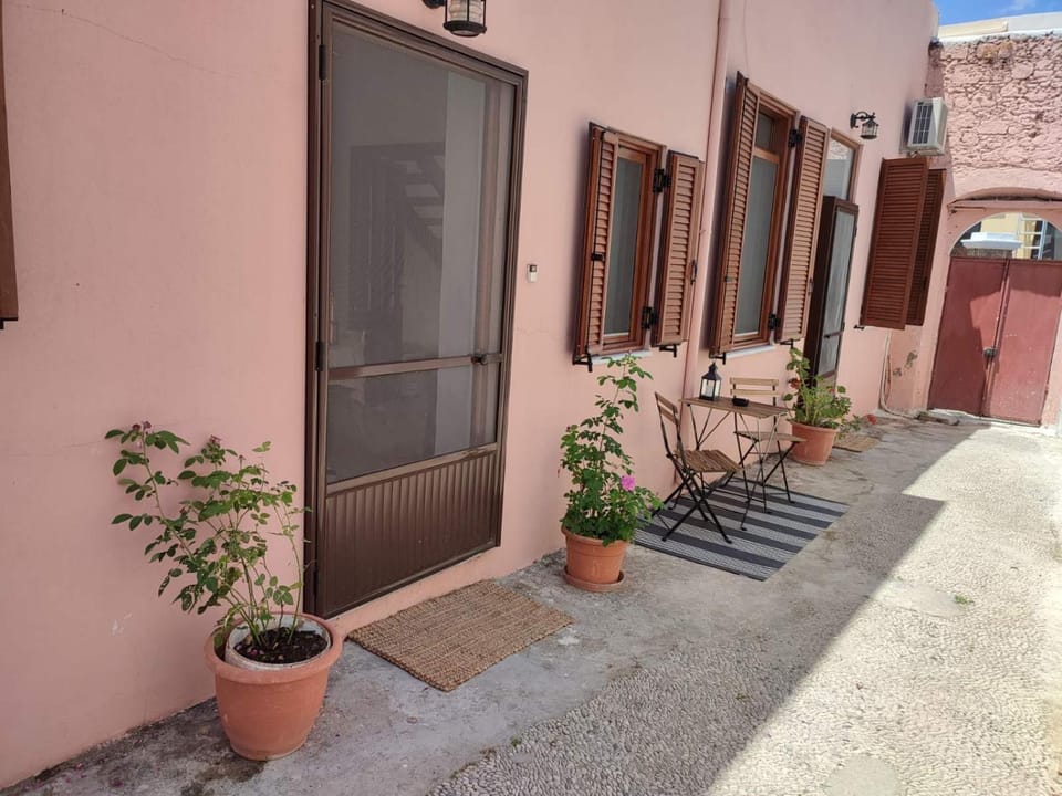 Inner courtyard view