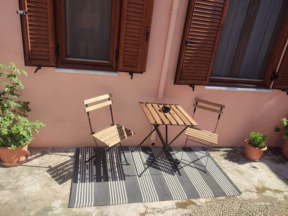 Inner courtyard view